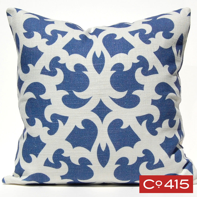 Open Trellis Pillow - Periwinkle