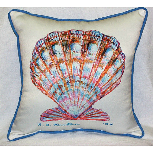 Betsy Drake Scallop Shell Pillow- Indoor/Outdoor
