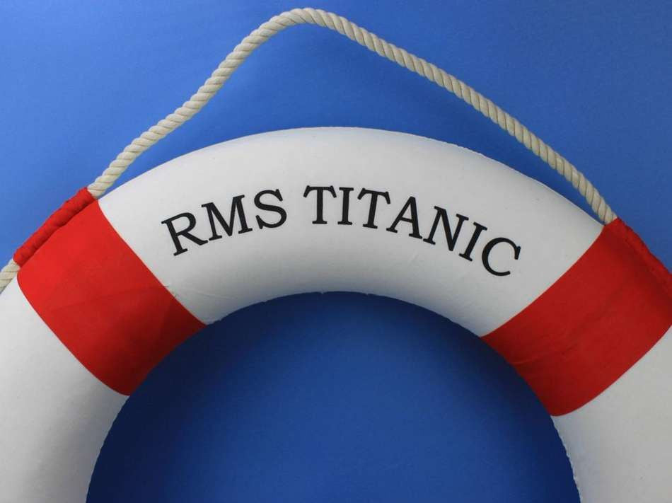 RMS Titanic Decorative Life Ring 20" - Red